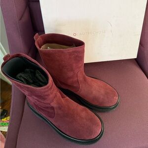 L'Autre Chose Burgundy Suede Boots EU 35